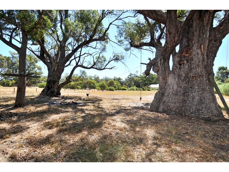 23 Thomasfield Place, Ravenswood WA 6208