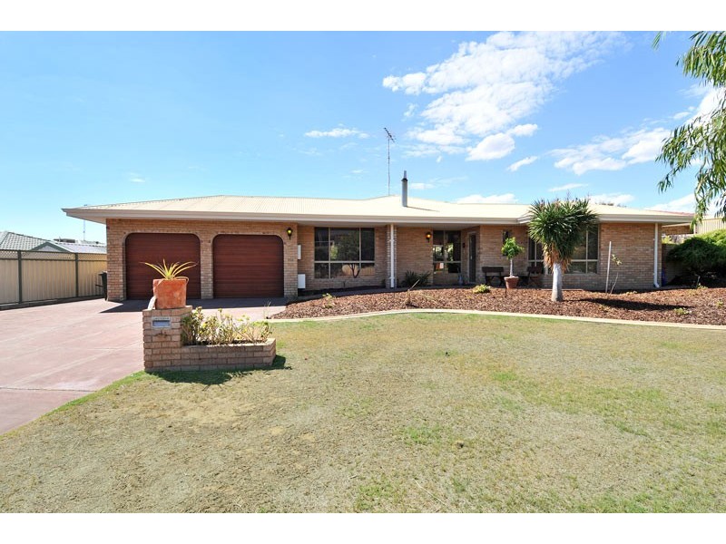 12 Seawind Drive, Silver Sands WA 6210