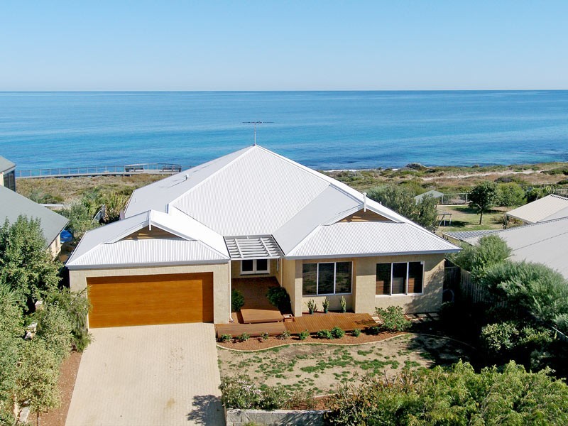 12 Hideaway Cove, Halls Head WA 6210