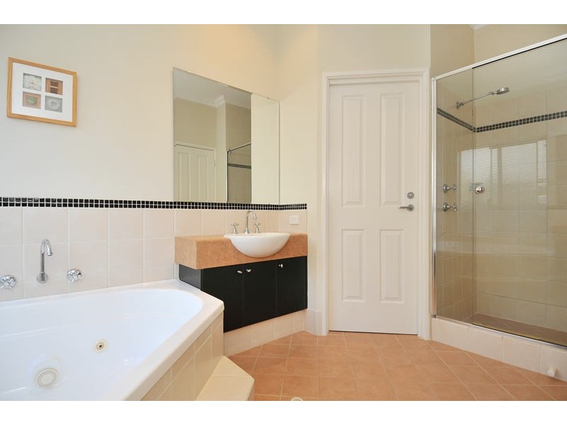 12 Hideaway Cove, Halls Head WA 6210