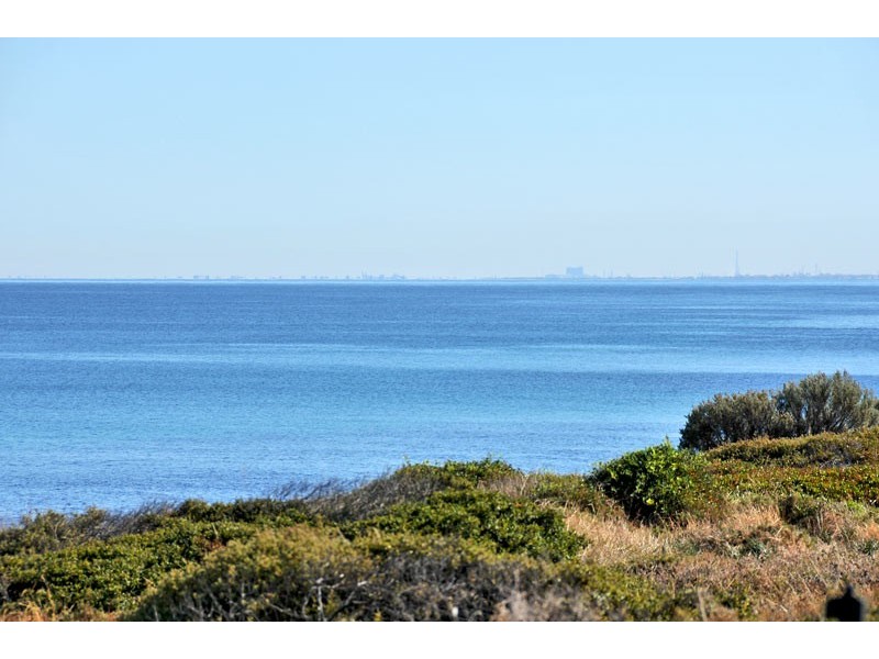 12 Hideaway Cove, Halls Head WA 6210