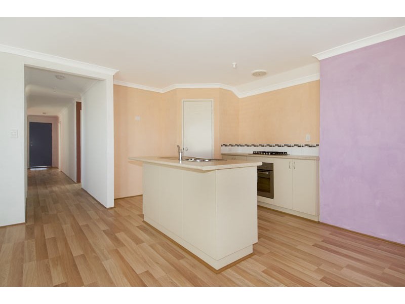 35 Dowerin Circuit, Lakelands WA 6180