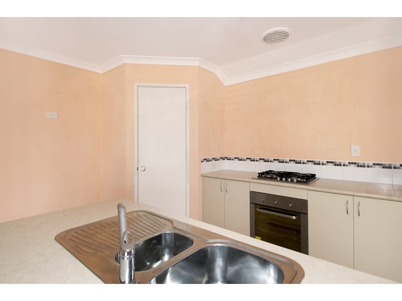 35 Dowerin Circuit, Lakelands WA 6180