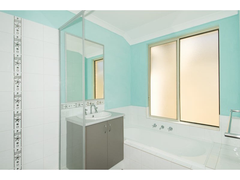 35 Dowerin Circuit, Lakelands WA 6180