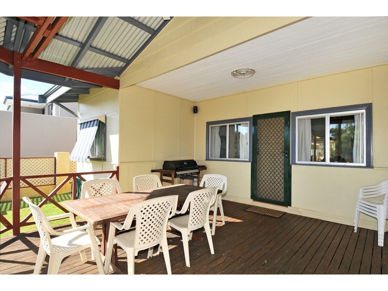 11 Serena Street, Falcon WA 6210