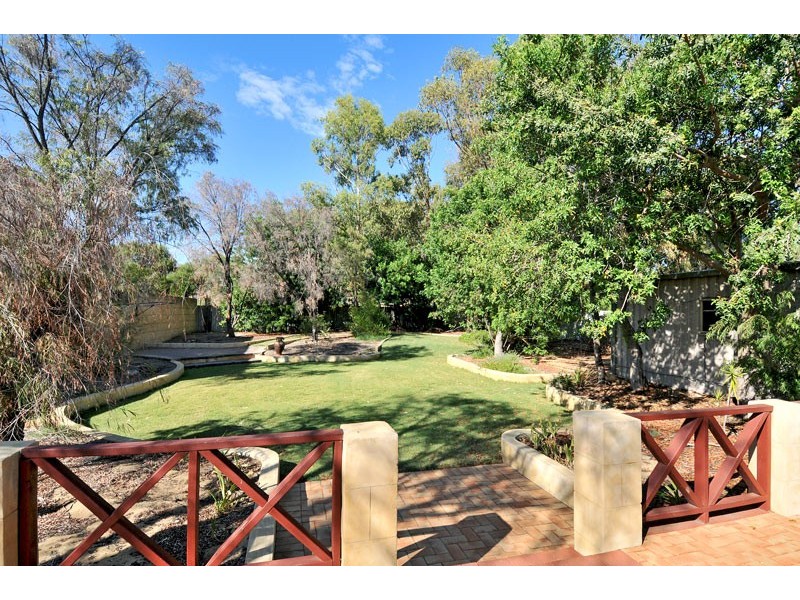 11 Serena Street, Falcon WA 6210