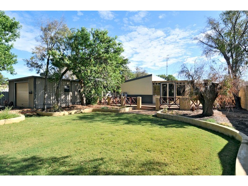 11 Serena Street, Falcon WA 6210