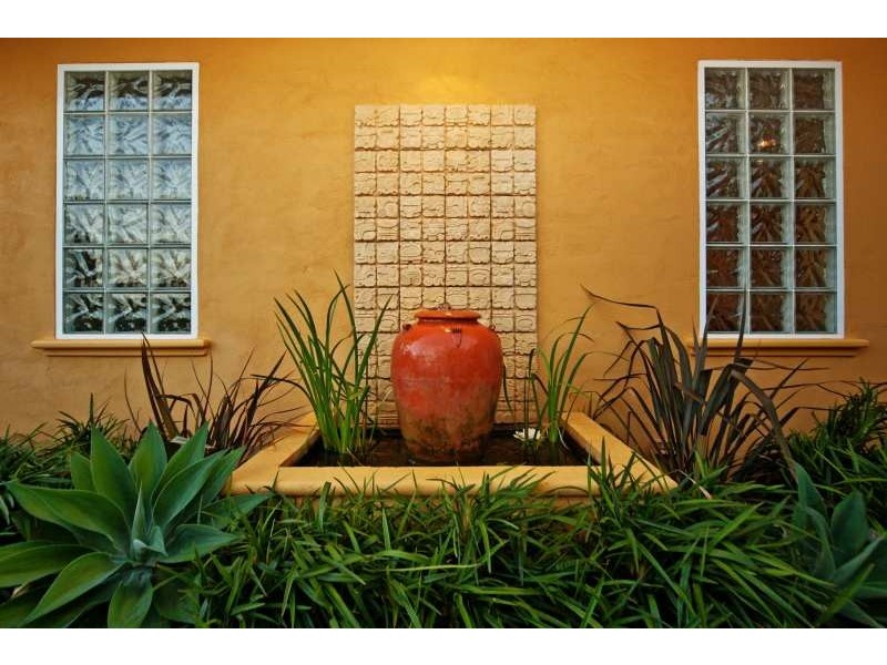 6 Cathryn Street, Halls Head WA 6210