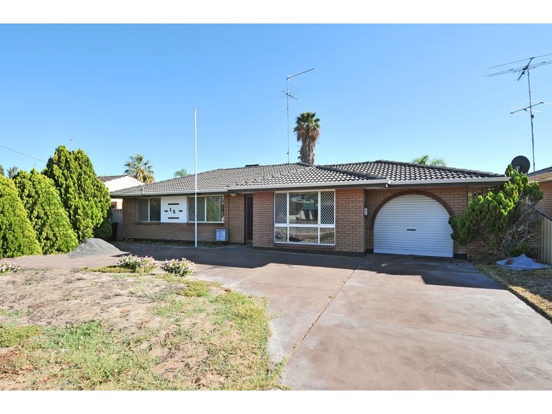 12 Wyeree Road, Mandurah WA 6210