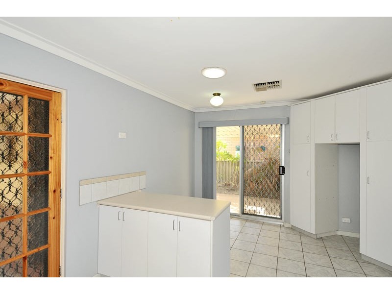 12 Wyeree Road, Mandurah WA 6210