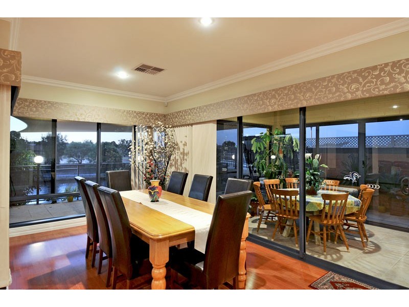 1 Ragamuffin Point, Halls Head WA 6210