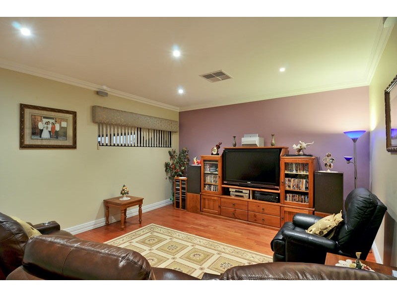 1 Ragamuffin Point, Halls Head WA 6210