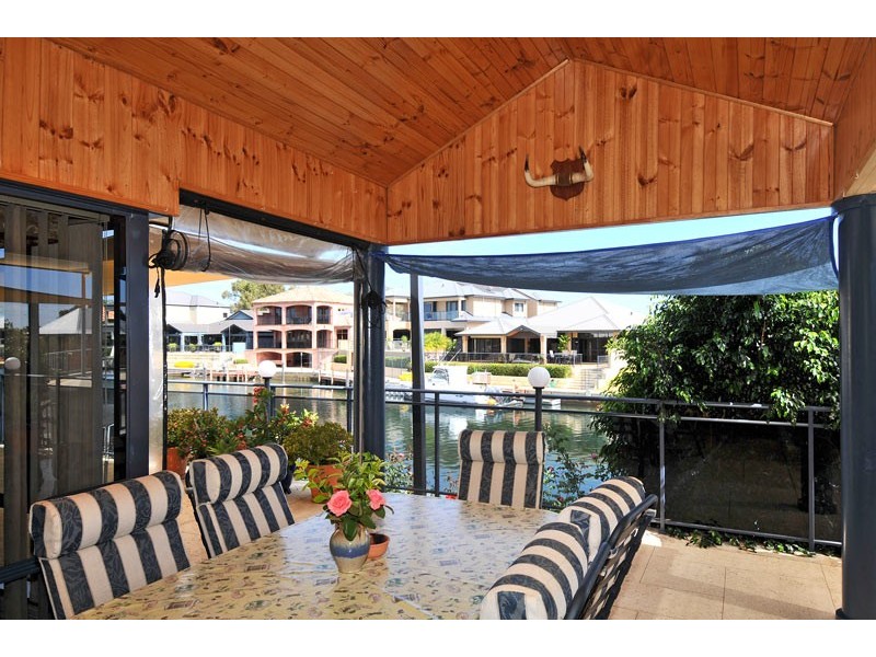 1 Ragamuffin Point, Halls Head WA 6210
