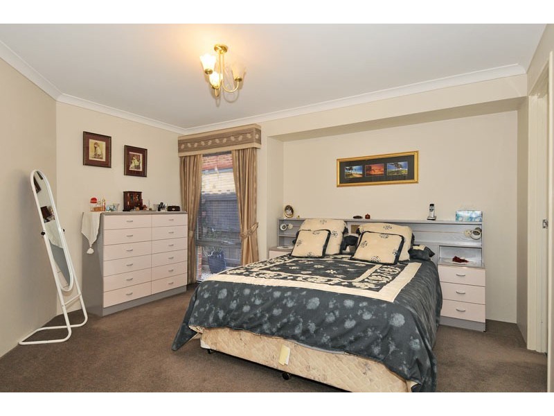 17 Carissa Turn, Halls Head WA 6210