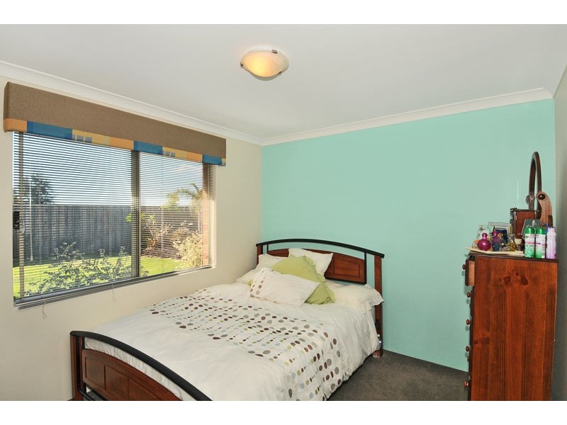 17 Carissa Turn, Halls Head WA 6210