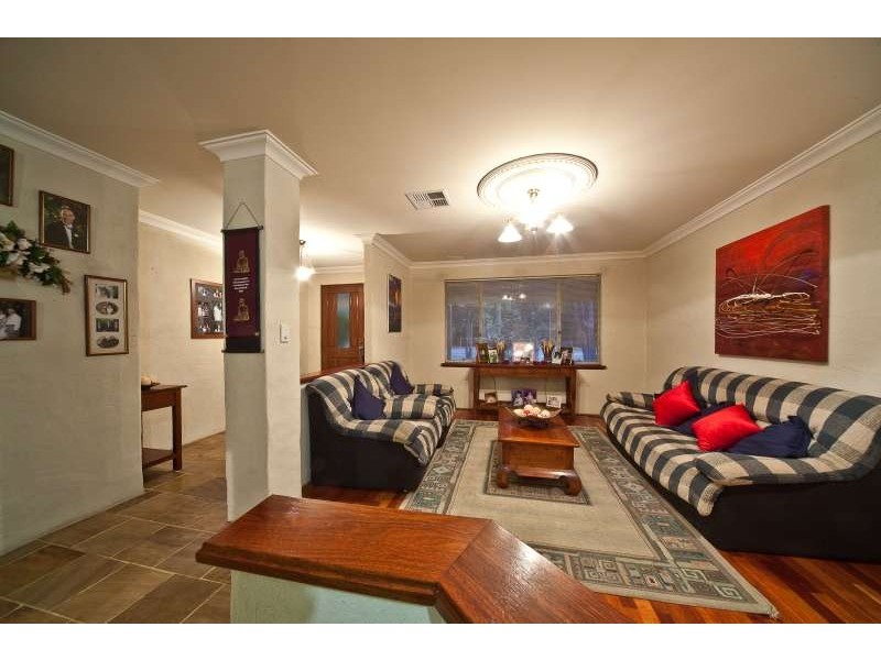 84 Victoria Circle, Greenfields WA 6210