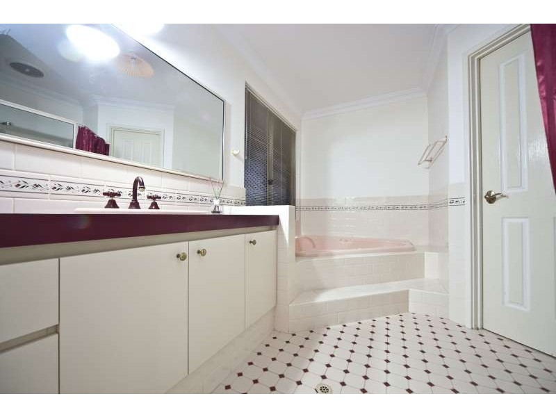 84 Victoria Circle, Greenfields WA 6210