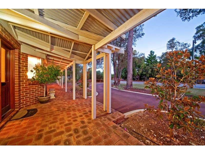 84 Victoria Circle, Greenfields WA 6210