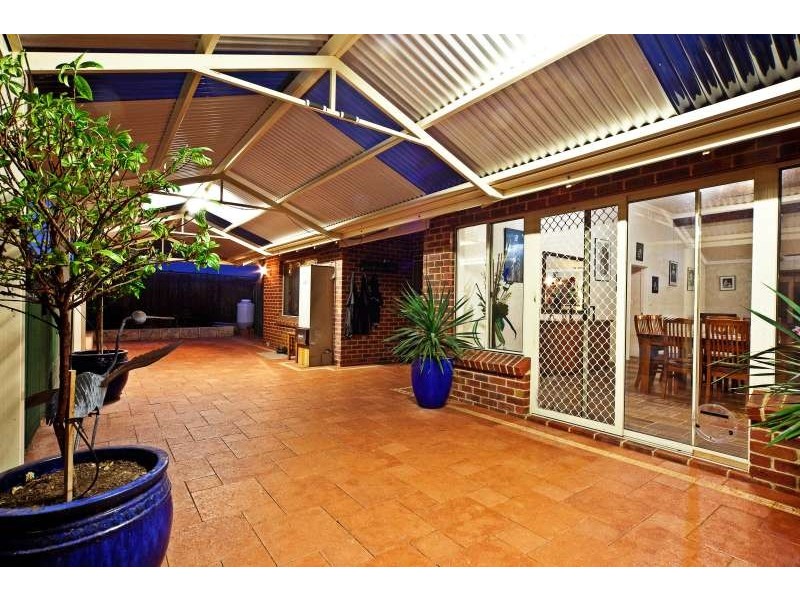84 Victoria Circle, Greenfields WA 6210