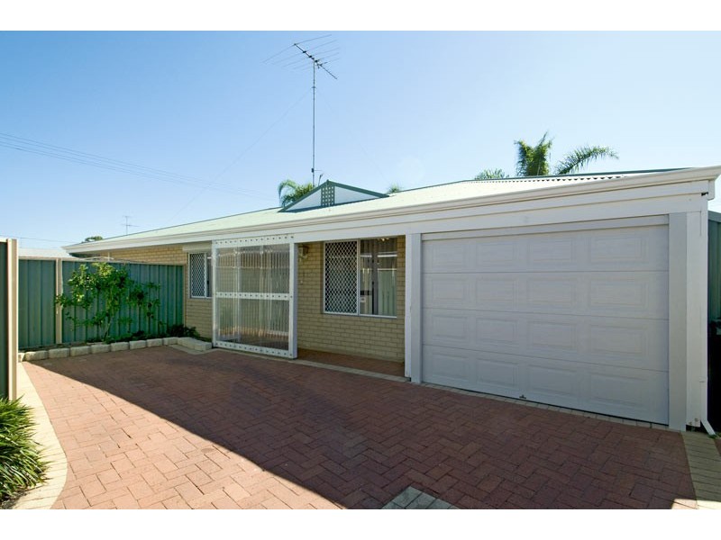 2/73 Rockford Street, Mandurah WA 6210