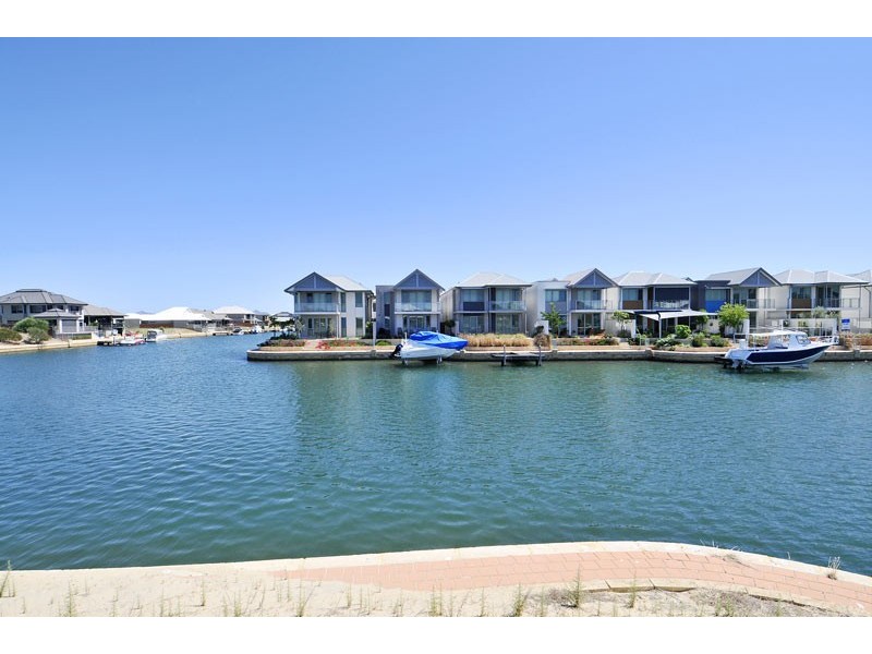 Erins Isle/71 Erins Isle, Dudley Park WA 6210