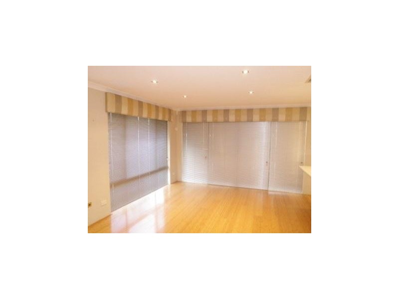 42 Cobaki Brace, Lakelands WA 6180