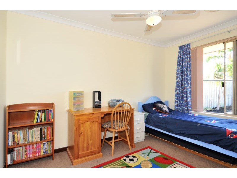 17 Kuta Lane, Halls Head WA 6210