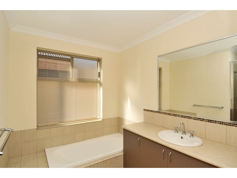 85/27 Meadow Springs Drive, Meadow Springs WA 6210