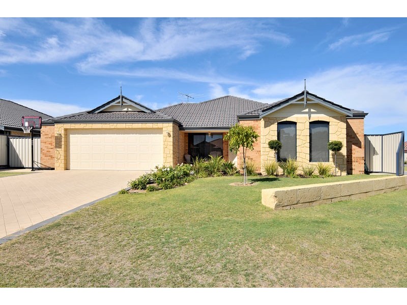 4 Philmont Way, Meadow Springs WA 6210