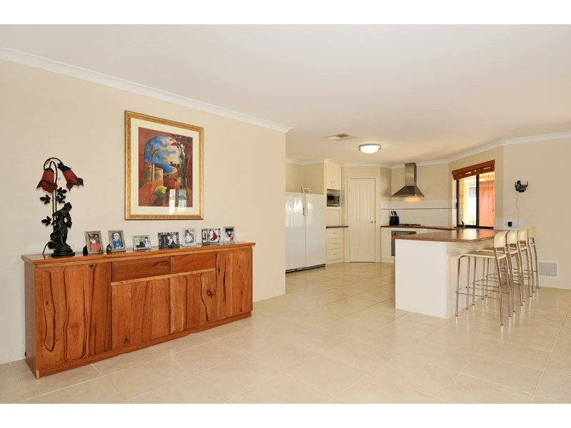 4 Philmont Way, Meadow Springs WA 6210