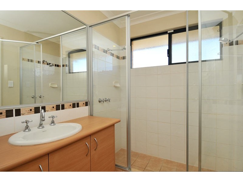 4 Philmont Way, Meadow Springs WA 6210