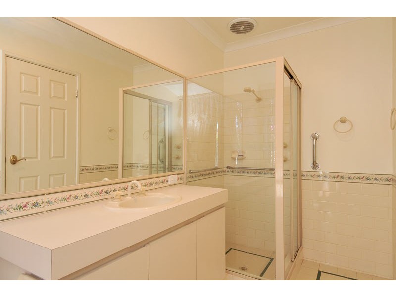 9 Pepperwood Rise, Halls Head WA 6210