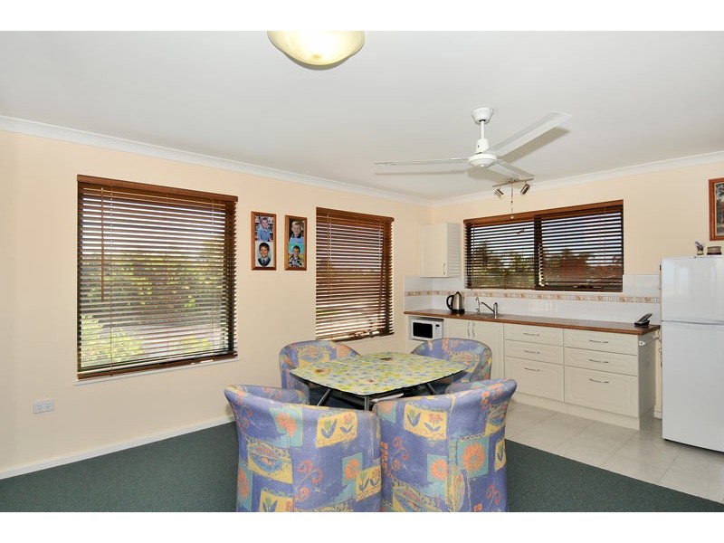 9 Pepperwood Rise, Halls Head WA 6210