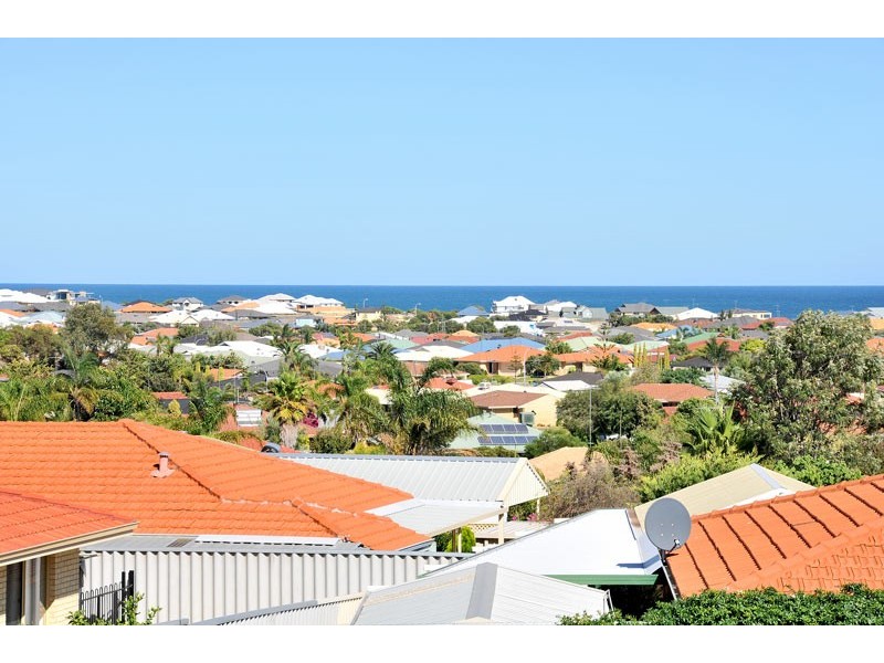 9 Pepperwood Rise, Halls Head WA 6210