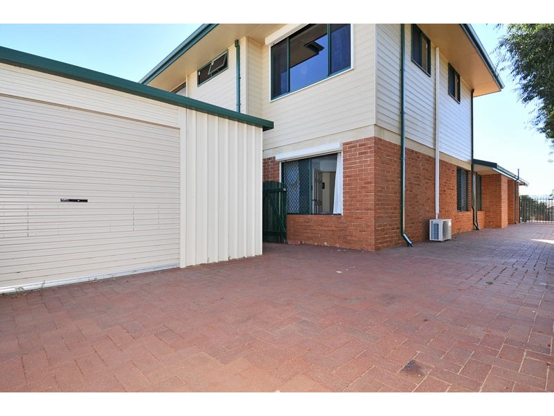 9 Pepperwood Rise, Halls Head WA 6210