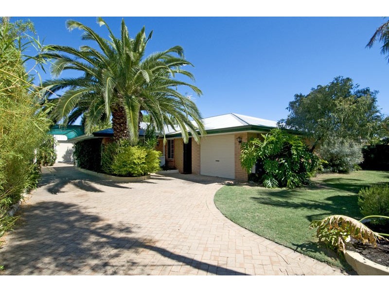 19 Coodanup Drive, Dudley Park WA 6210