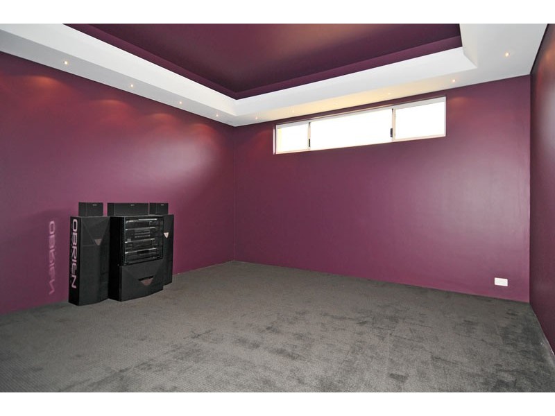 6 Nuchea Vista, Lakelands WA 6180