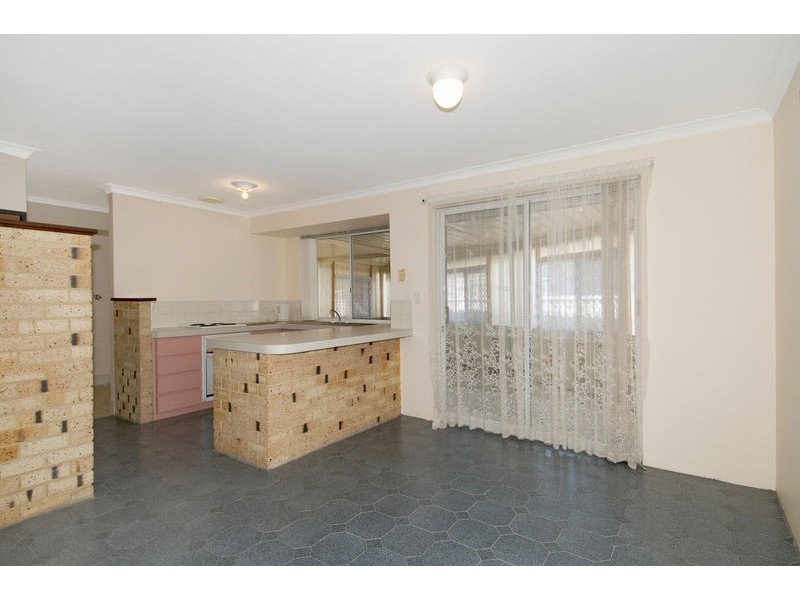 2/5 Falstaff Close, Greenfields WA 6210