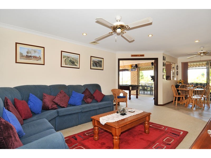 14 Bentley Street, Singleton WA 6175