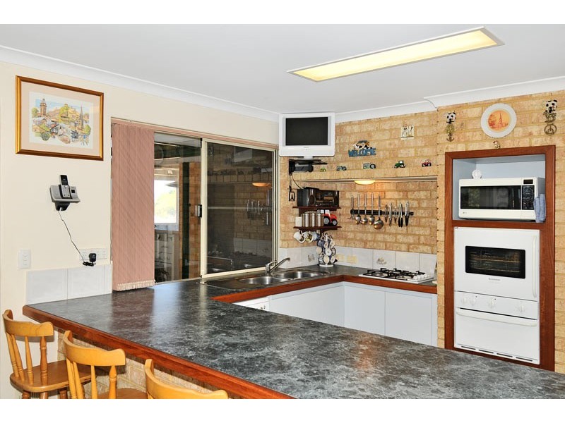 14 Bentley Street, Singleton WA 6175