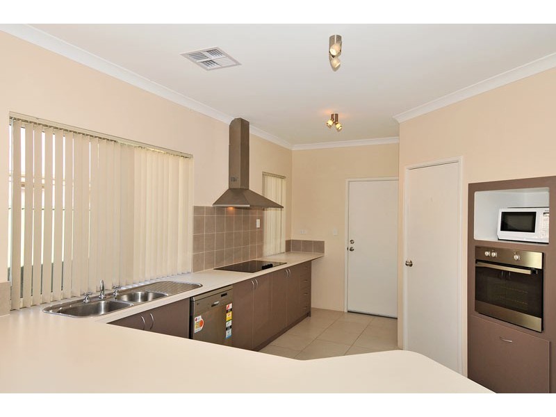 43 Jolly Rambler Bvd, Ravenswood WA 6208