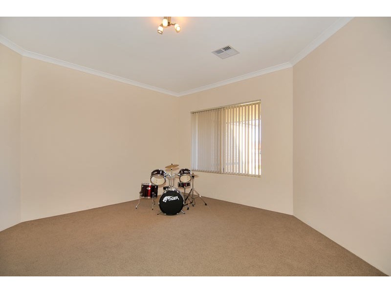 43 Jolly Rambler Bvd, Ravenswood WA 6208