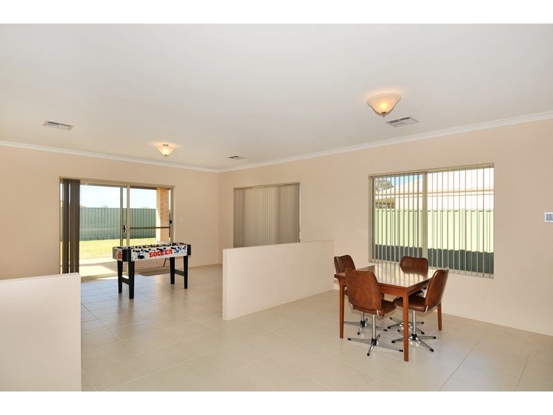 43 Jolly Rambler Bvd, Ravenswood WA 6208