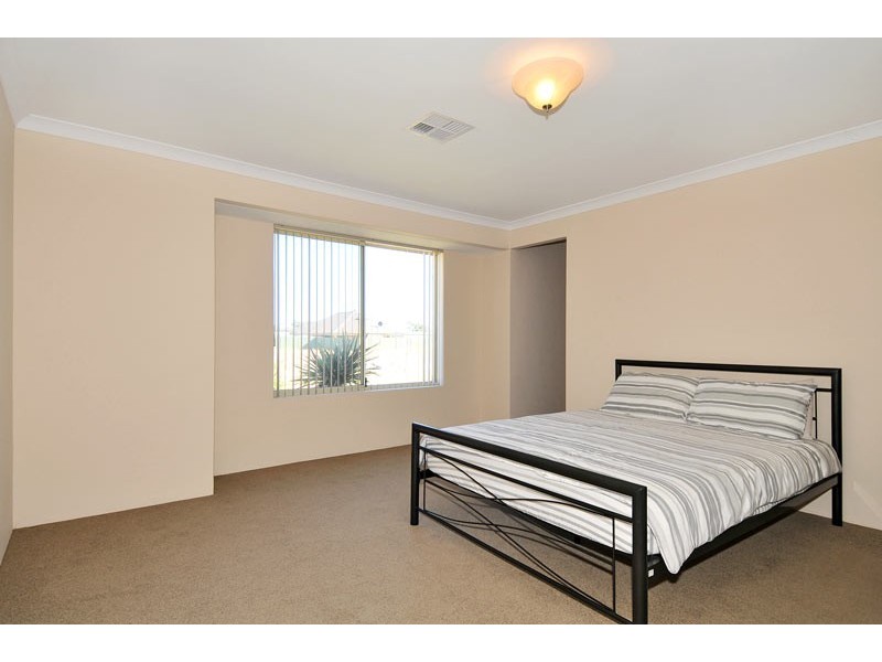 43 Jolly Rambler Bvd, Ravenswood WA 6208