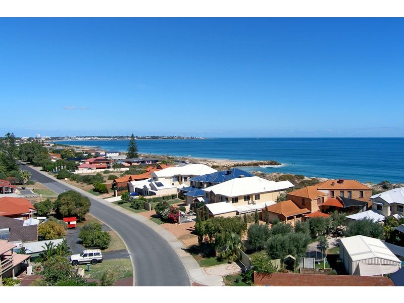 3/68 Hickman Road, Silver Sands WA 6210