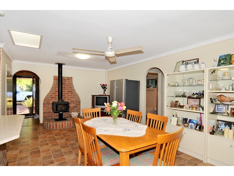 69 Gillark Street, Dudley Park WA 6210