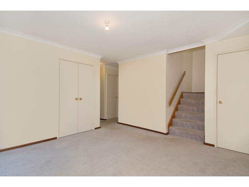 2/13 Allan Place, Halls Head WA 6210