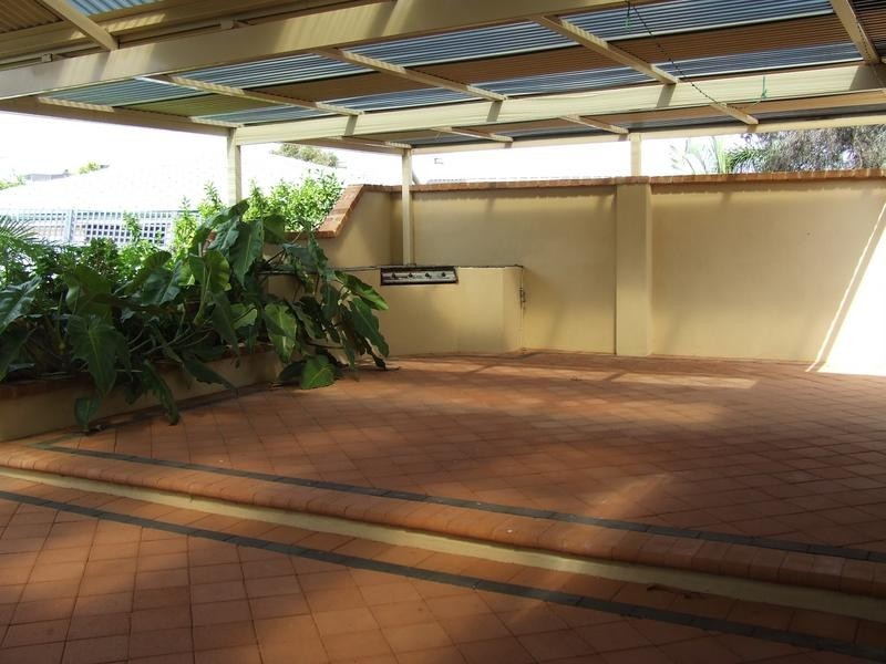 5 Petrel Close, Halls Head WA 6210