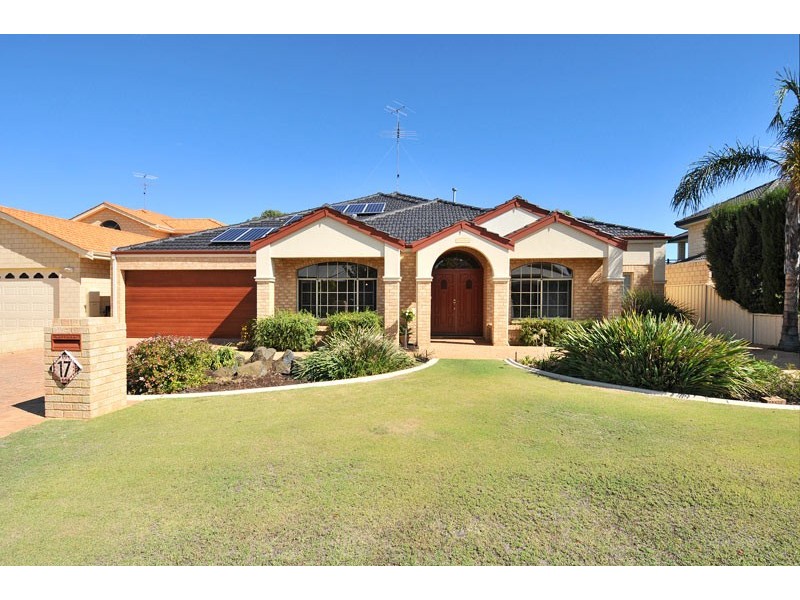 17 Fairborn Retreat, Meadow Springs WA 6210