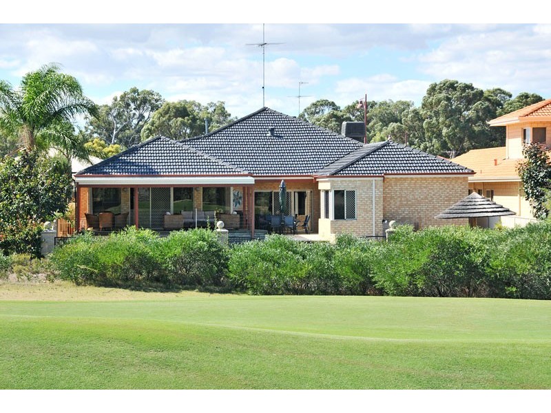 17 Fairborn Retreat, Meadow Springs WA 6210